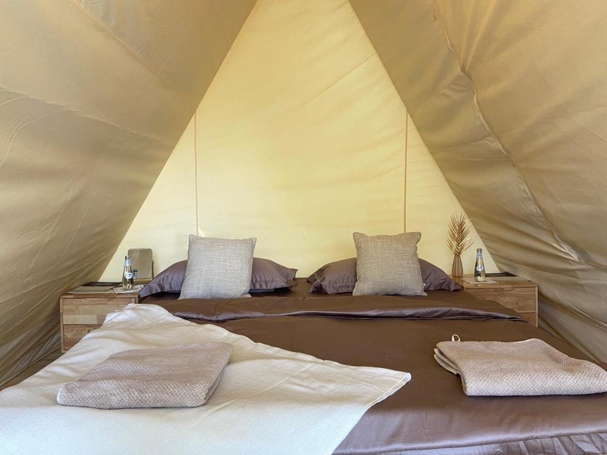 Hotel Husaak Glamping Al-ʿUla Esterno foto